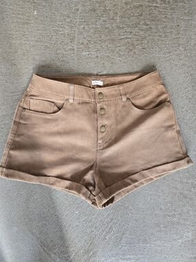 Hollister High-Waist Tan Button-Front Shorts